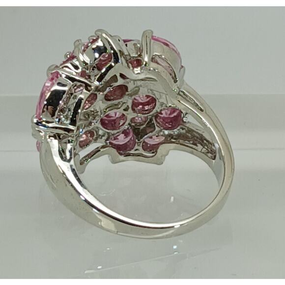 Vintage Ring Size 6.75 Silver Tone White Gold GP Purple Sim Diamond CZ Cocktail - Picture 5 of 10
